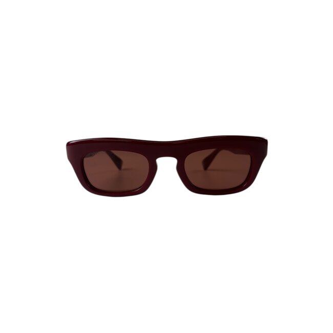 Gucci Gucci Red Oval Sunglasses