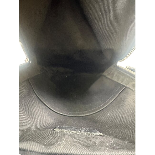 Louis Vuitton Louis Vuitton Sling Bag Ave