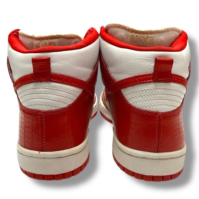 Supreme 2003 Nike Dunk High Pro SB Supreme Red Stars Size 10