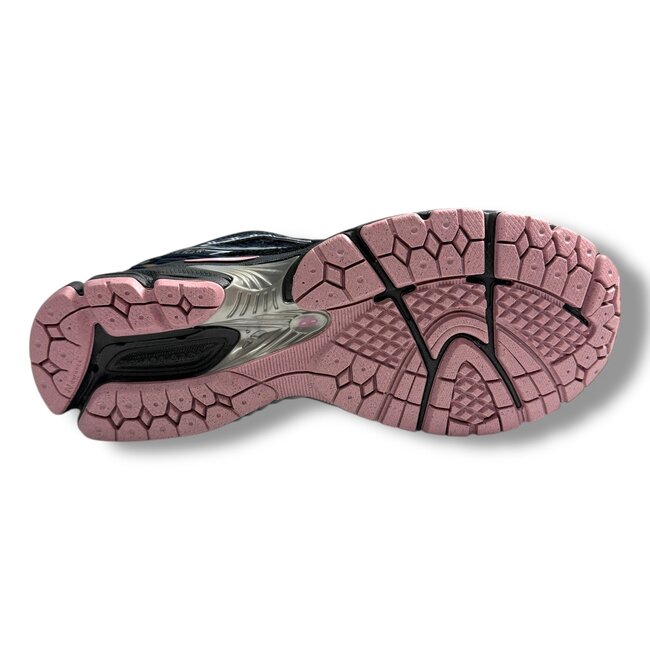 New Balance New Balance 1906R Pink Taffy