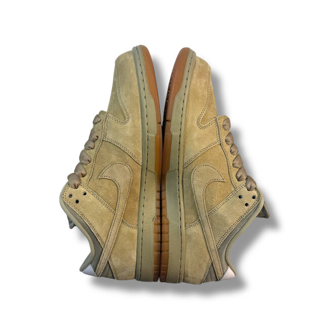 Nike Nike SB Dunk Low Parachute Beige Size 11.5