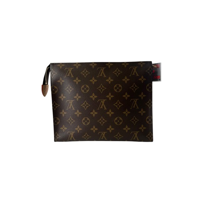 Louis Vuitton Louis Vuitton Toiletry (Employee)
