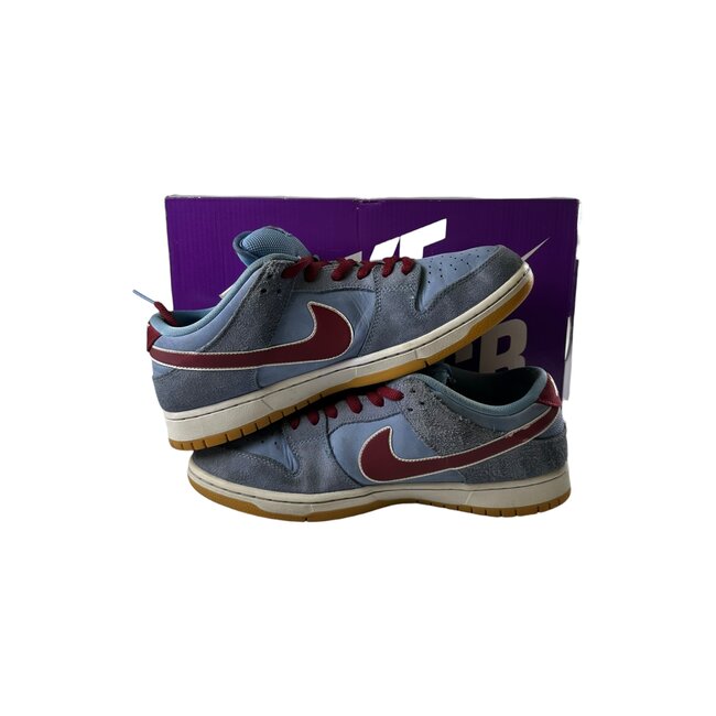 Nike Nike SB Dunk Low Philadelphia Phillies