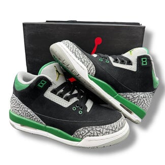 Jordan Brand Jordan 3 Retro Pine Green Size 6.5Y