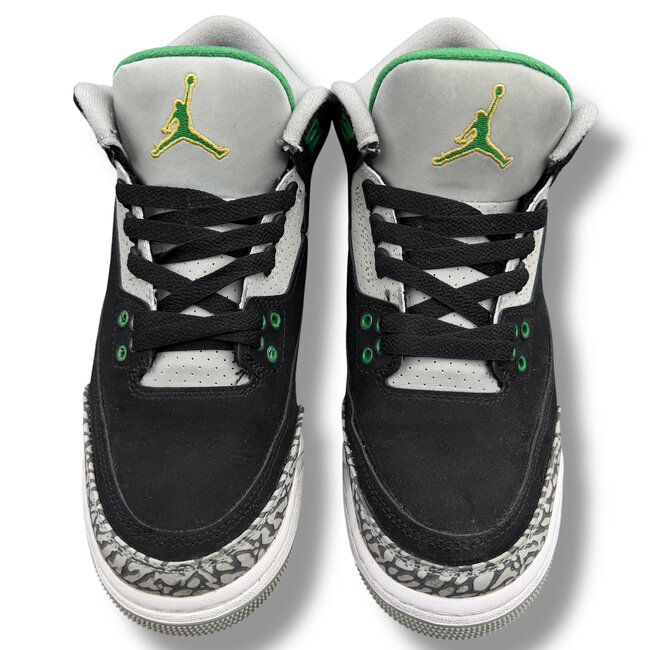 Jordan Brand Jordan 3 Retro Pine Green Size 6.5Y