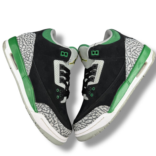 Jordan Brand Jordan 3 Retro Pine Green Size 6.5Y