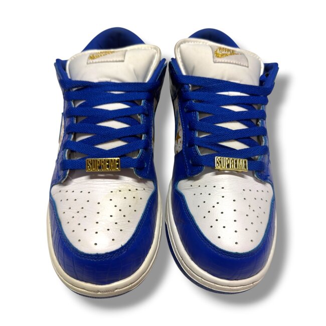 Supreme Nike SB Dunk Low Supreme Blue Stars Size 9.5