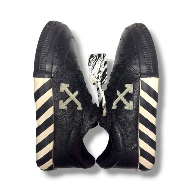 Off-White Off-White Vulcanized Leather Low Sneaker Size 7US