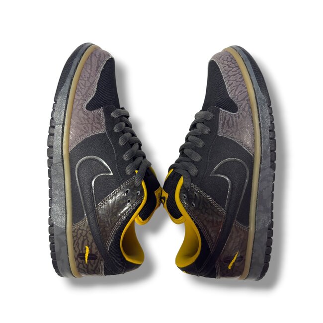Nike 2010 Nike SB Dunk Low Yellow Curb Size 8.5