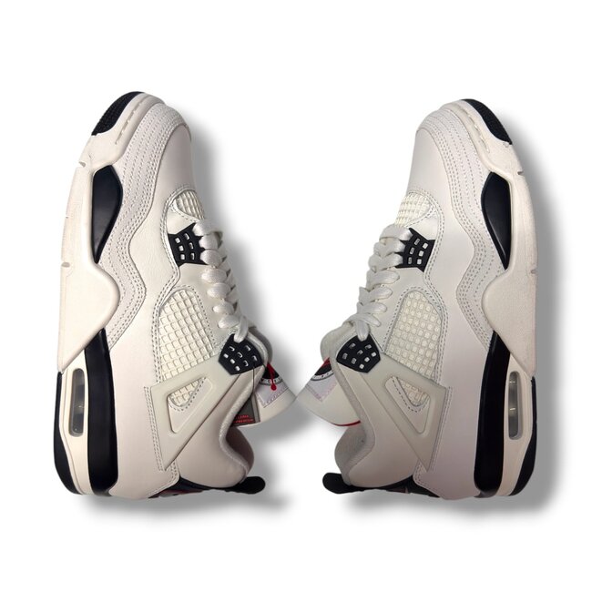 Jordan Brand Jordan 4 Retro Flight Club Size 8.5