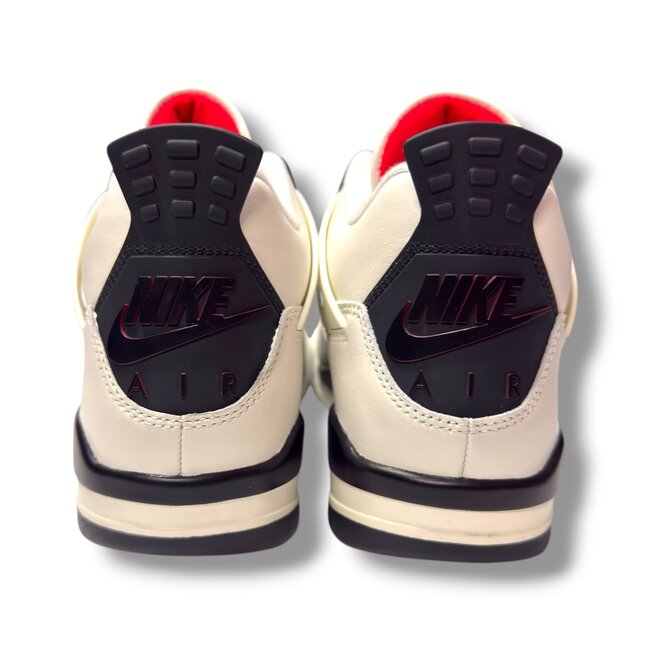 Jordan Brand Jordan 4 Retro Flight Club Size 8.5