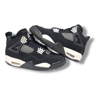 Jordan Brand Jordan 4 Retro White Thunder Size 7
