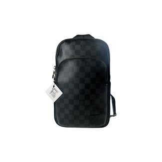 Louis Vuitton Louis Vuitton Avenue Slingbag