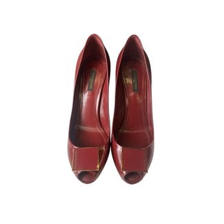Louis Vuitton Louis Vuitton Bordeauxrote Pumps