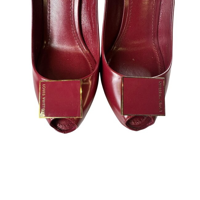 Louis Vuitton Louis Vuitton Bordeauxrote Pumps