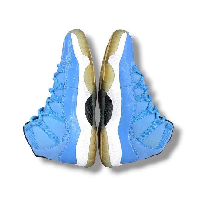 Jordan Brand Jordan 11 Retro Pantone Size 8