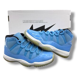 Jordan Brand Jordan 11 Retro Pantone Size 8