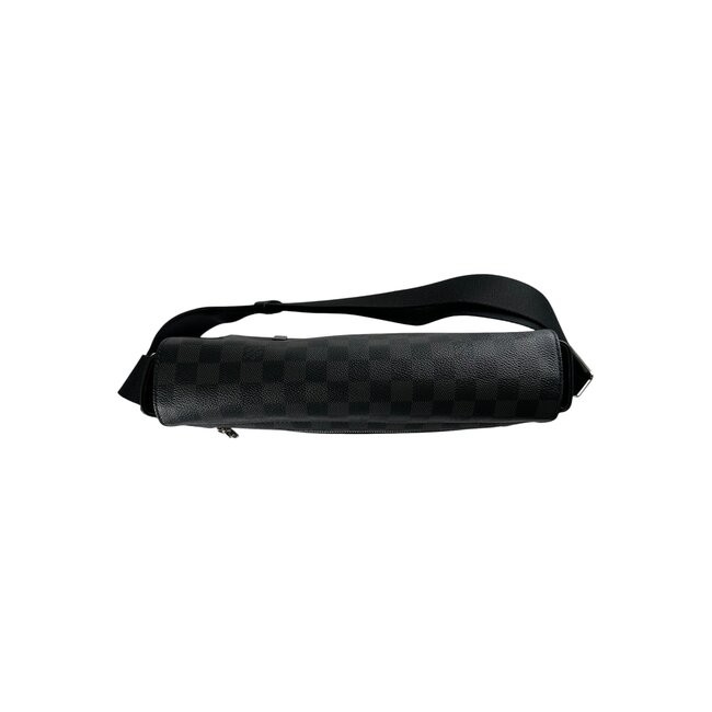 Louis Vuitton Louis Vuitton MM District Messenger Bag