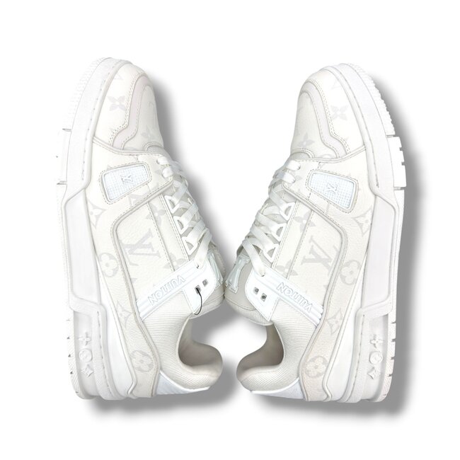Louis Vuitton Louis Vuitton White Monogram Trainer Size US 8