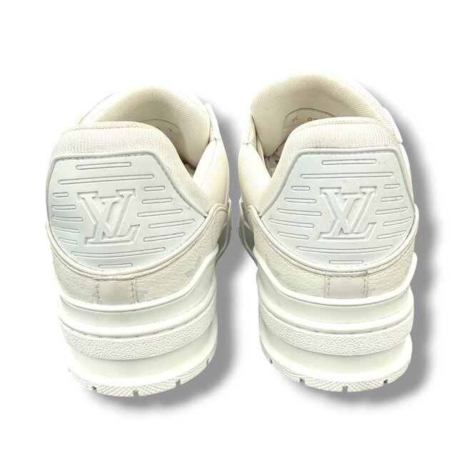 Louis Vuitton Louis Vuitton White Monogram Trainer Size US 8
