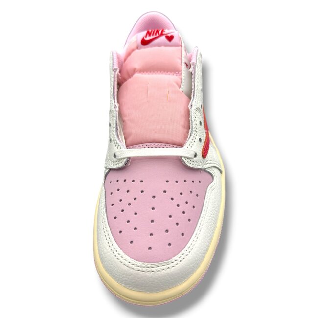 Travis Scott Jordan 1 Retro Low OG SP Travis Scott Sail Tropical Pink