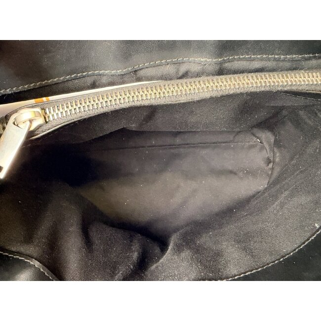 Yves Saint Laurent Saint Laurent Medium Loulou Handbag