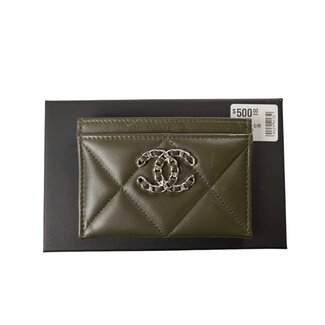 Chanel Chanel 19 Cardholder