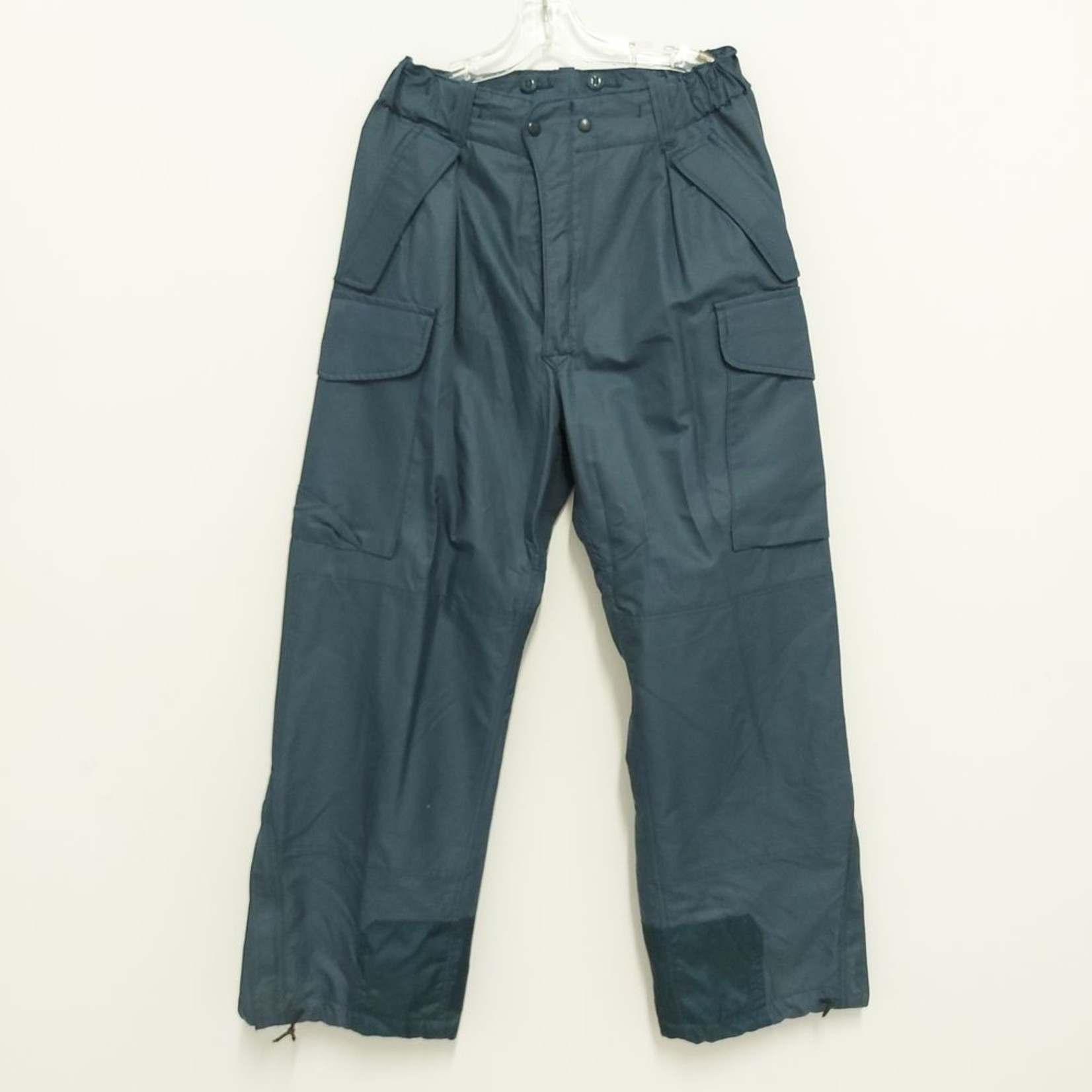 PANTALLON BLEU AVEC DOUBLURE LÉGERE