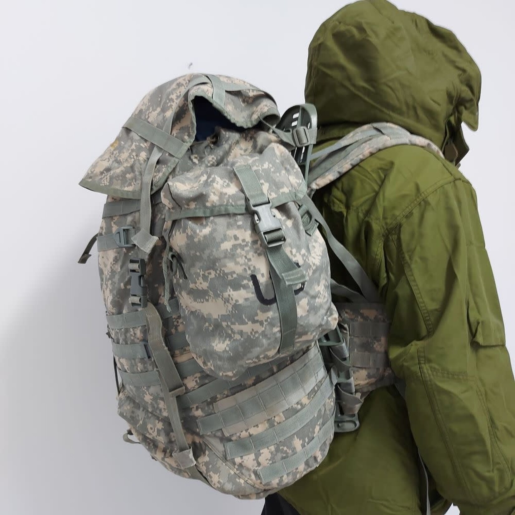 SAC À DOS ARMÉE AMÉRICAINE AVEC ARMATURE