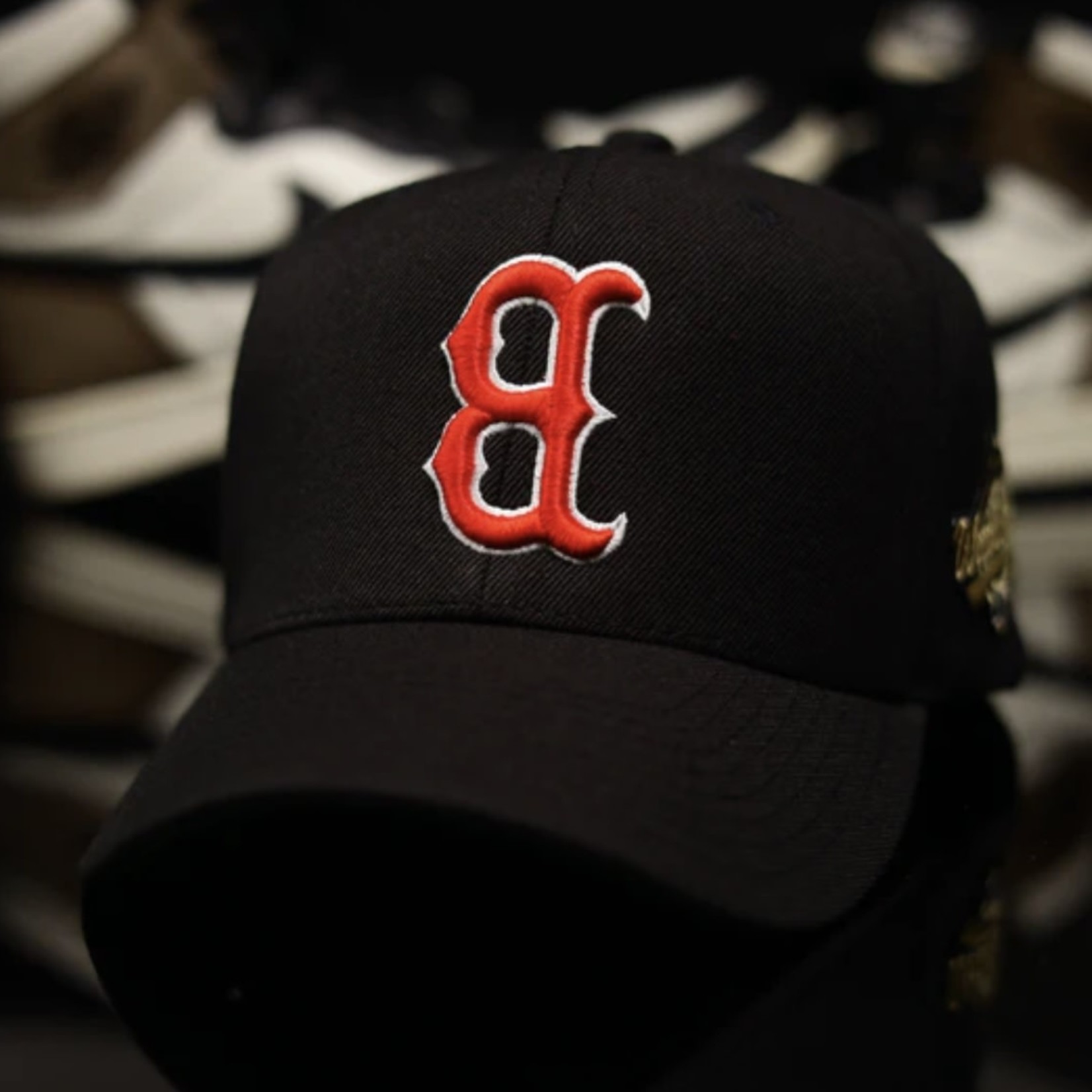 BOSTON Red Sox BLACK HAT - Awoken Kicks