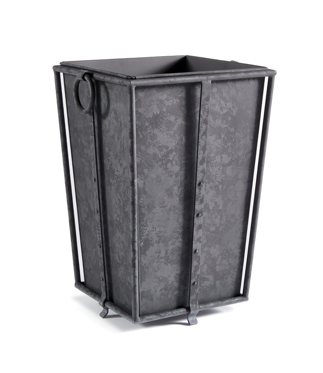 CALLAHAN TAPERED PLANTER TALL