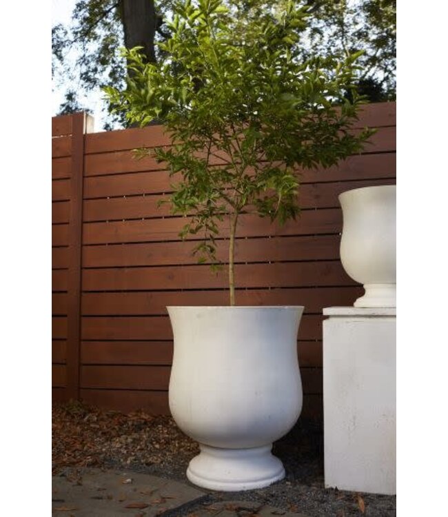 Hilltop Urn 23.5"x28.25"