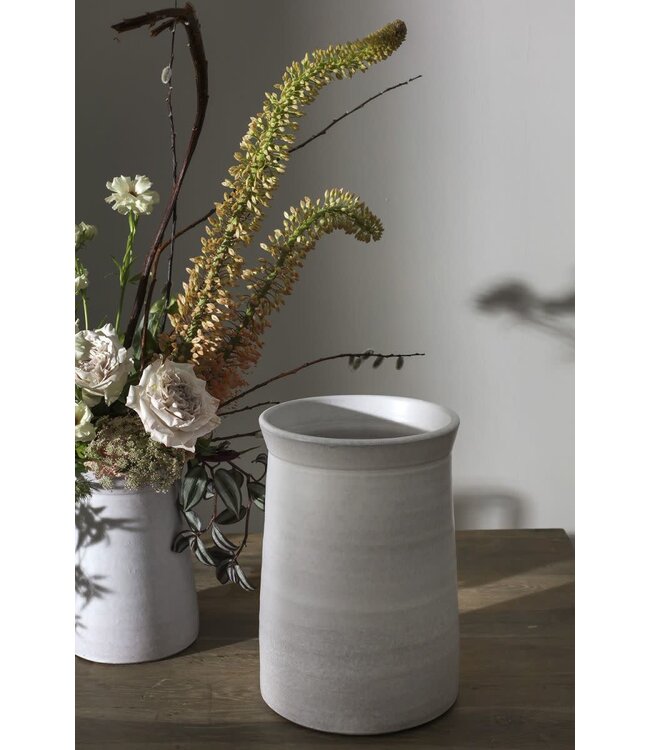 Accent Decor Alban Vase 8.25"x12.25" White