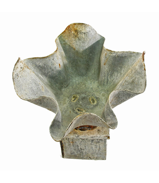 The Plant Shoppe Kerchief Planter w/base Small