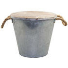 The Plant Shoppe Citronella Patio Prince w/wood lid &metal bucket 60 oz