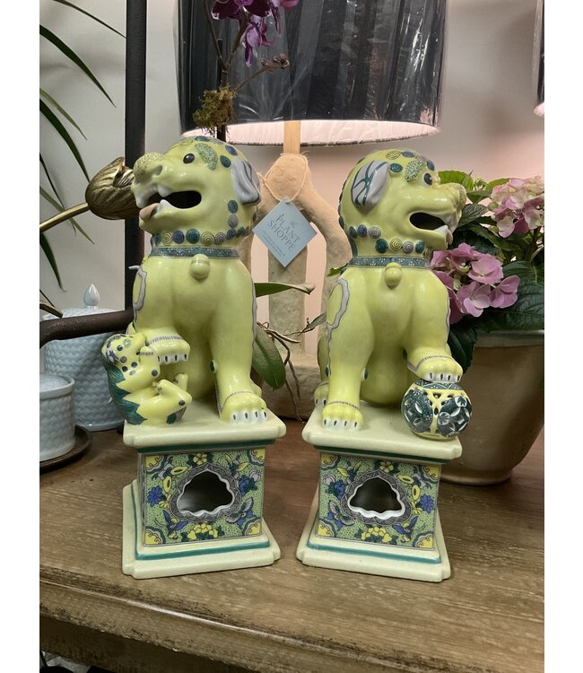 Pair of hand painted fine porcelain yellow/green foo dogs, 14"