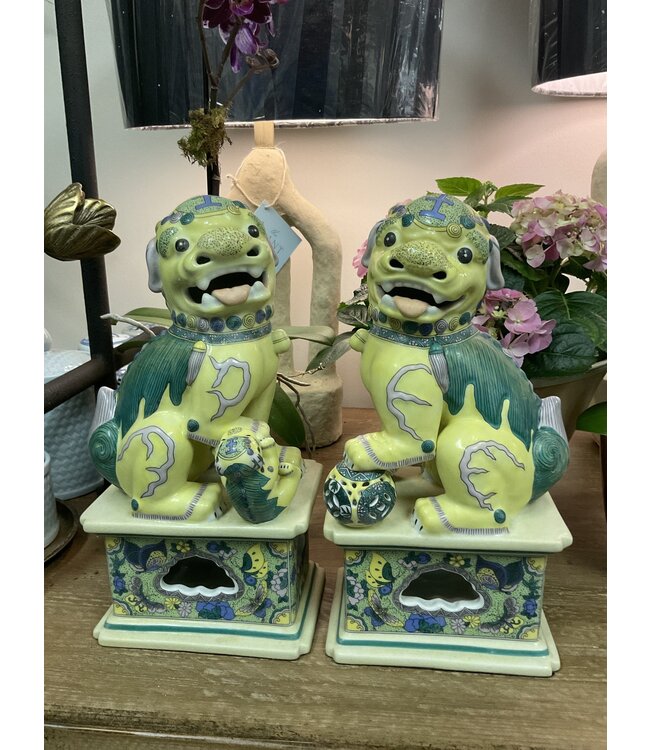 Pair of hand painted fine porcelain yellow/green foo dogs, 14"