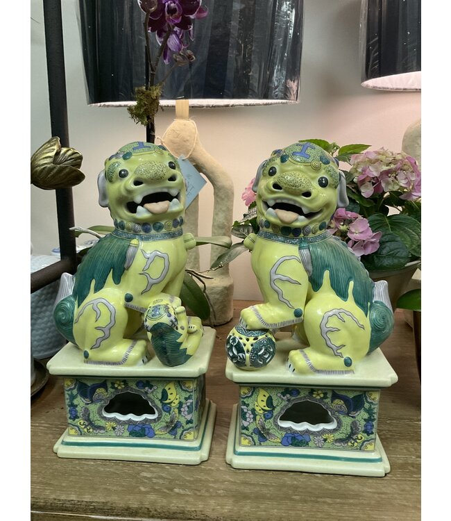 Pair of hand painted fine porcelain yellow/green foo dogs, 14"