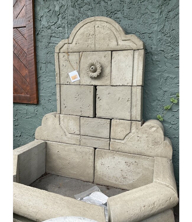 LRG ROSETTE FTN fr gray = 16 pieces