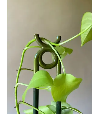 Berg Folk: Oni GLAZED Plant stake