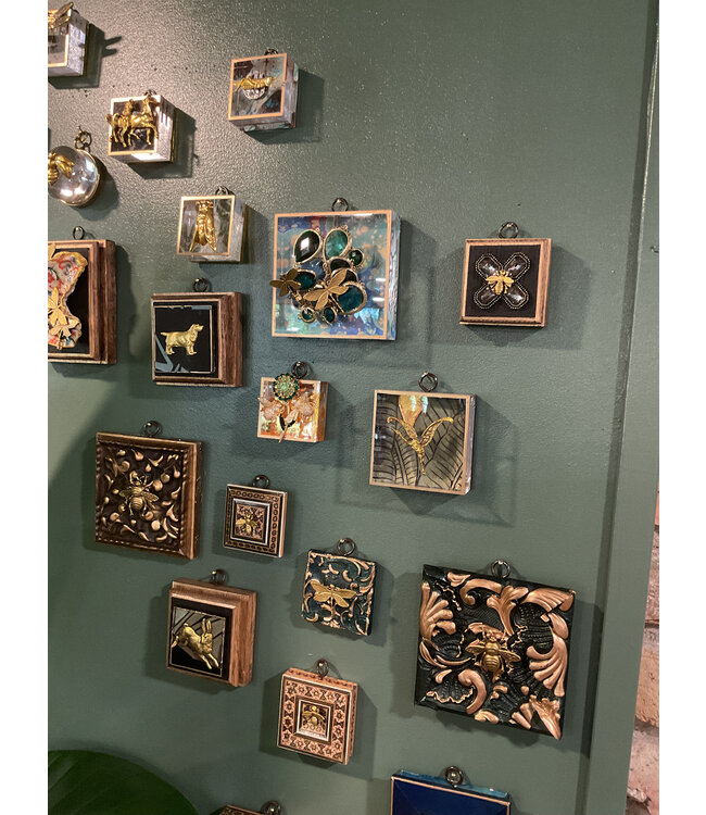 Museum Bees, Assorted Styles