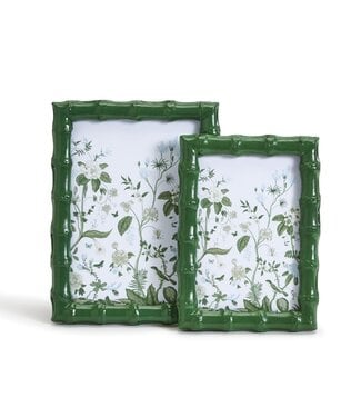 Countryside Green Frame Medium