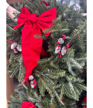 Wreath - Fraser Fir 12" Decorated Single