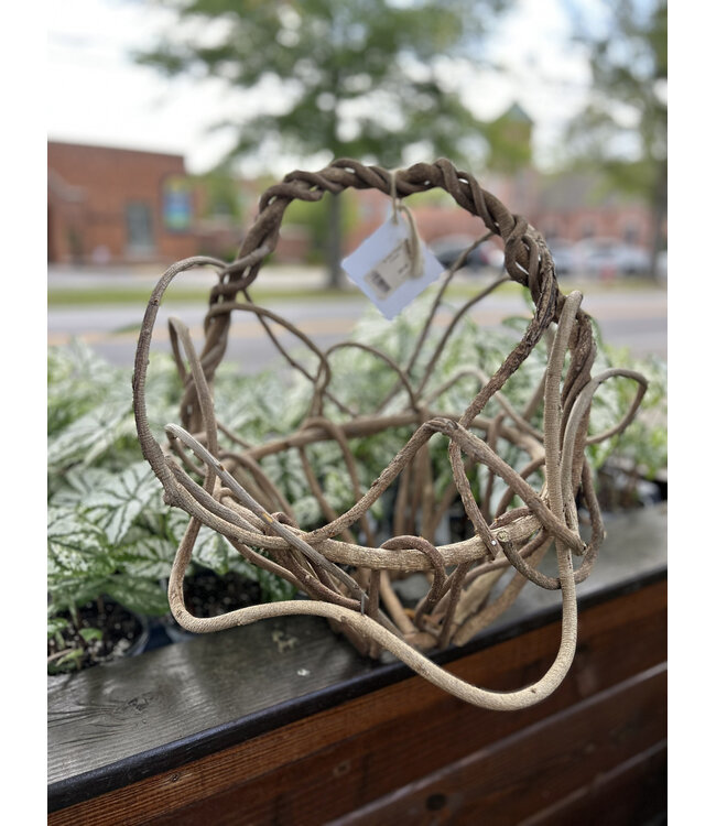 Artisan Made Vineman Q Baskets