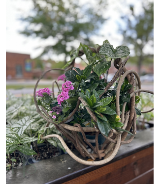 Artisan Made Vineman Q Baskets