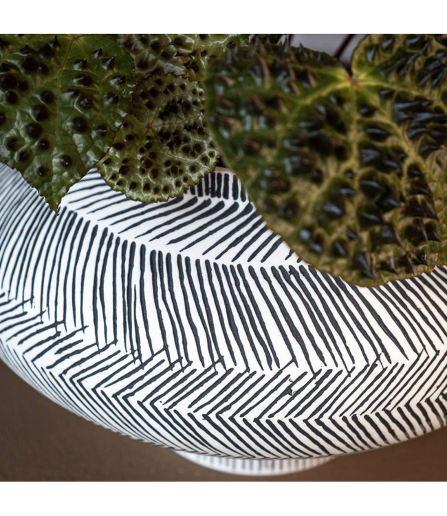 ARTA lines vase