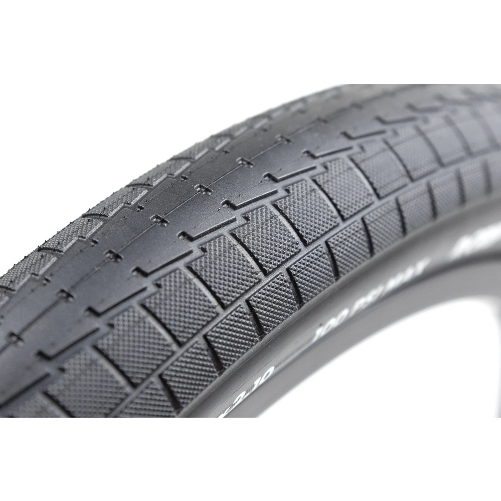 Odyssey Odyssey - Super Circuit K-Lyte Plus 20" Tire