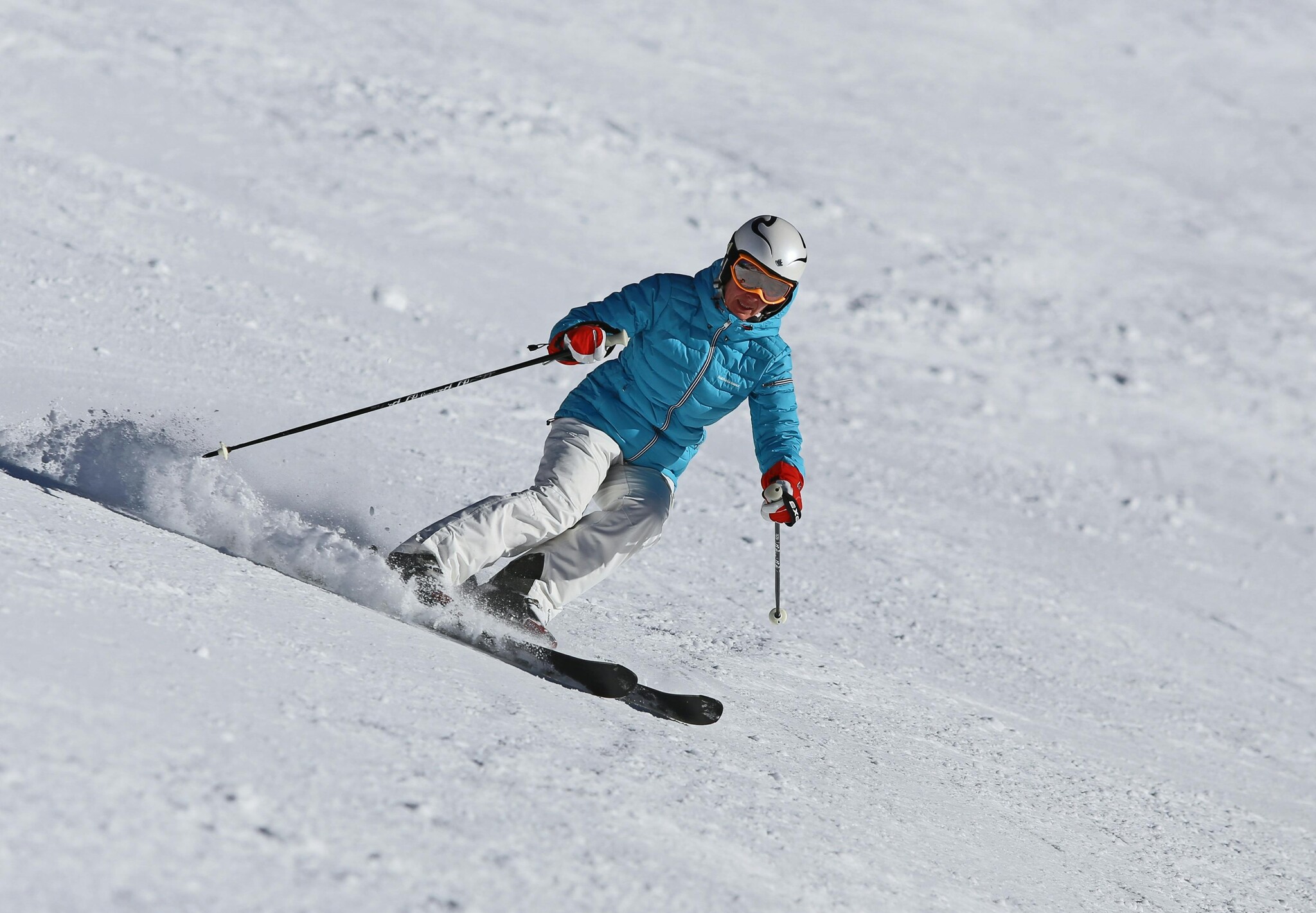 Ski Racing Equipment by Age Group: From Young Racers to Adult Competitors