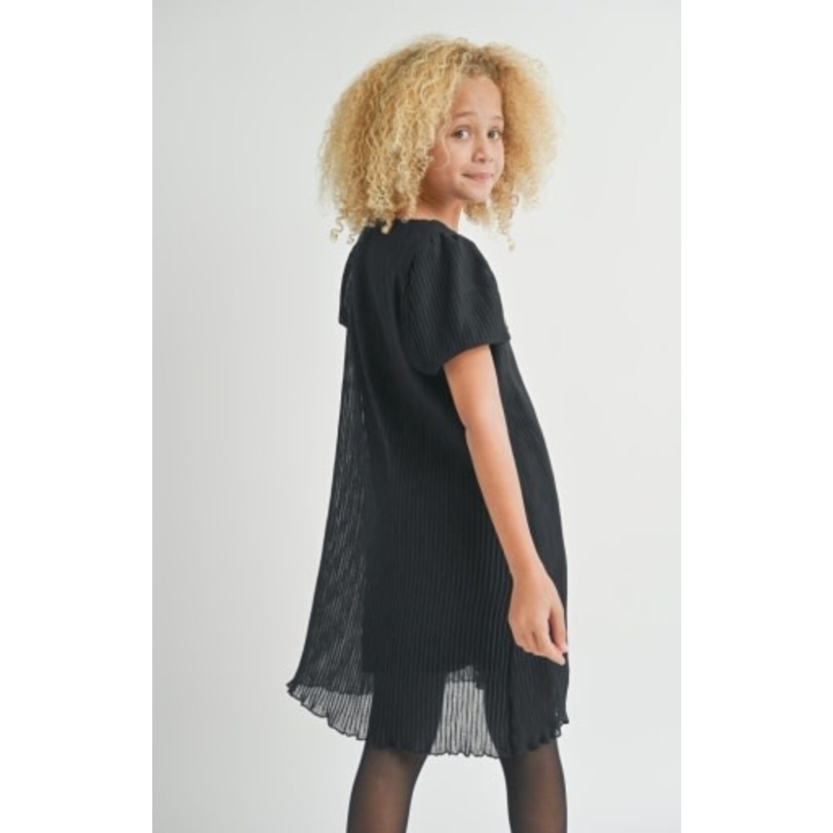 Sadie & Sage Black Puff Sleeve Dress with Bow