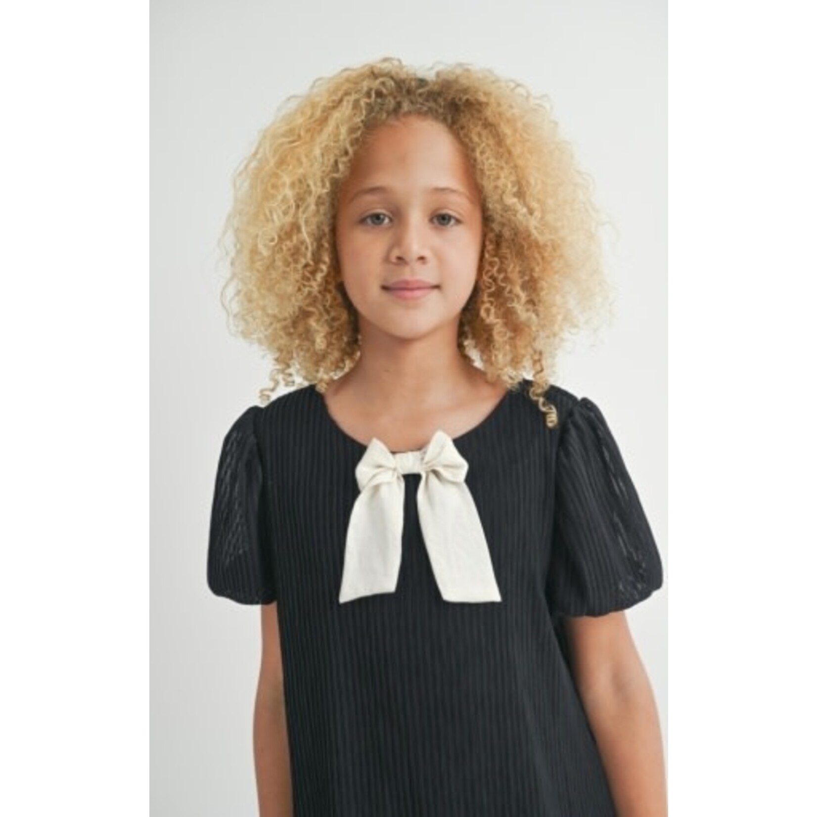 Sadie & Sage Black Puff Sleeve Dress with Bow